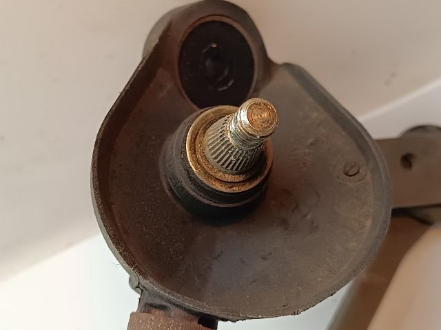 bontott TOYOTA COROLLA Első Ablaktörlő Szerkezet Motorral