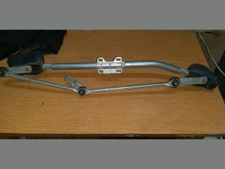 bontott TOYOTA COROLLA Első Ablaktörlő Szerkezet