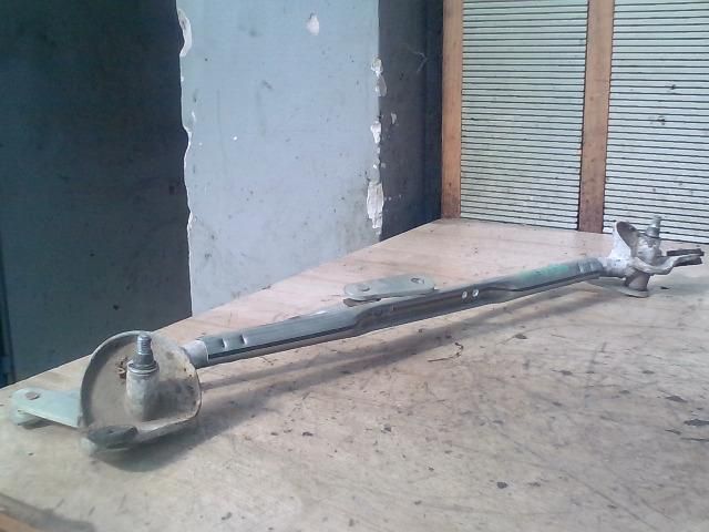 bontott TOYOTA COROLLA Első Ablaktörlő Szerkezet