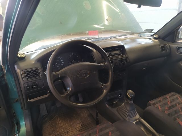 bontott TOYOTA COROLLA Első Hamutartó