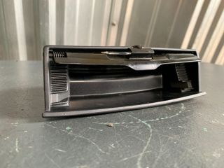 bontott TOYOTA COROLLA Első Hamutartó