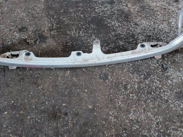 bontott TOYOTA COROLLA Első Lökhárító Díszléc