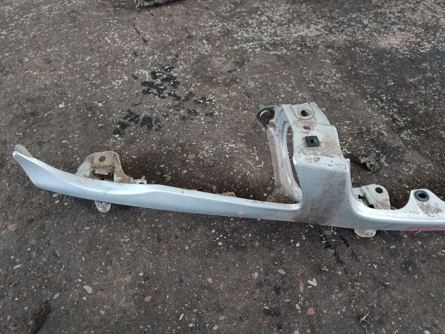 bontott TOYOTA COROLLA Első Lökhárító Díszléc