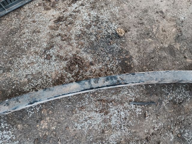 bontott TOYOTA COROLLA Első Lökhárító Merevítő (Fém)