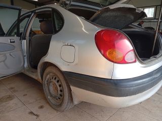 bontott TOYOTA COROLLA Első Lökhárító Merevítő (Fém)