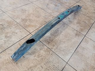 bontott TOYOTA COROLLA Első Lökhárító Merevítő (Fém)