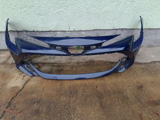 bontott TOYOTA COROLLA Első Lökhárító (Részeivel)