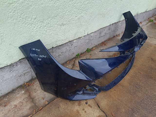 bontott TOYOTA COROLLA Első Lökhárító (Részeivel)