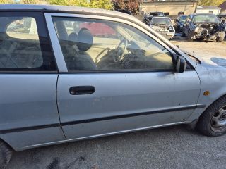 bontott TOYOTA COROLLA Első Lökhárító (Részeivel)