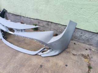 bontott TOYOTA COROLLA Első Lökhárító (Részeivel)