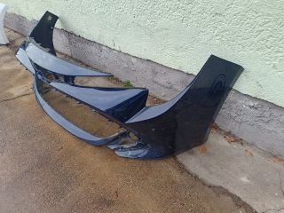 bontott TOYOTA COROLLA Első Lökhárító (Részeivel)