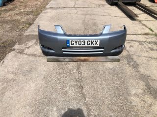 bontott TOYOTA COROLLA Első Lökhárító (Részeivel)