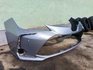 bontott TOYOTA COROLLA Első Lökhárító (Részeivel)