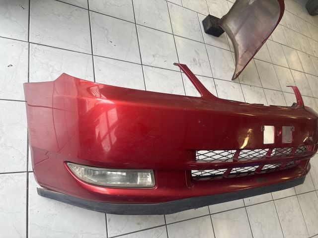 bontott TOYOTA COROLLA Első Lökhárító (Részeivel)