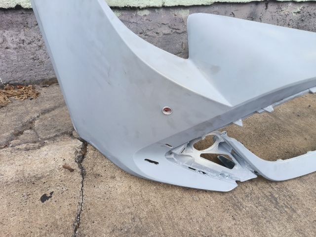 bontott TOYOTA COROLLA Első Lökhárító (Részeivel)