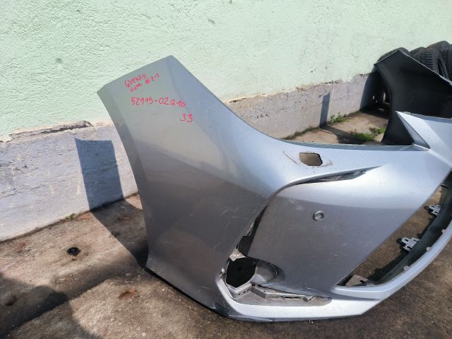 bontott TOYOTA COROLLA Első Lökhárító (Részeivel)