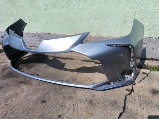 bontott TOYOTA COROLLA Első Lökhárító (Részeivel)