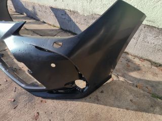 bontott TOYOTA COROLLA Első Lökhárító (Részeivel)