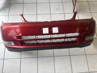 bontott TOYOTA COROLLA Első Lökhárító (Részeivel)