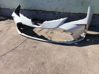 bontott TOYOTA COROLLA Első Lökhárító (Részeivel)