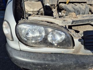 bontott TOYOTA COROLLA Első Lökhárító (Részeivel)