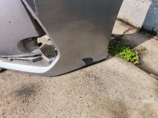 bontott TOYOTA COROLLA Első Lökhárító (Részeivel)