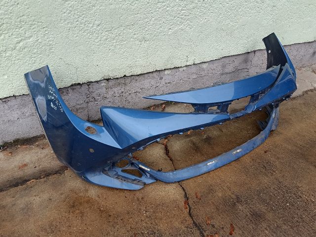 bontott TOYOTA COROLLA Első Lökhárító (Részeivel)