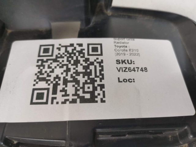 bontott TOYOTA COROLLA Első Lökhárító Tartó Felső