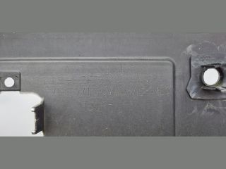 bontott TOYOTA COROLLA Első Lökhárító (Üresen)