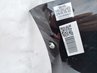 bontott TOYOTA COROLLA Első Lökhárító (Üresen)