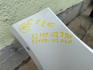 bontott TOYOTA COROLLA Első Lökhárító (Üresen)