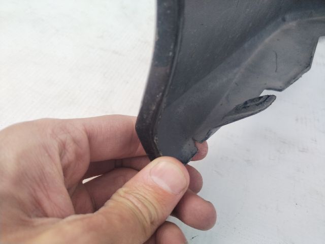 bontott TOYOTA COROLLA Első Lökhárító (Üresen)