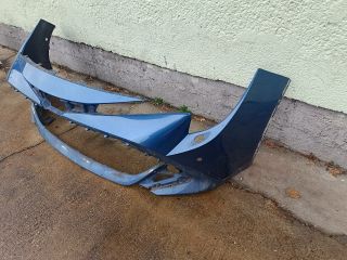 bontott TOYOTA COROLLA Első Lökhárító (Üresen)