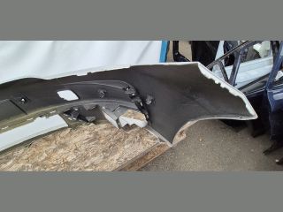 bontott TOYOTA COROLLA Első Lökhárító (Üresen)