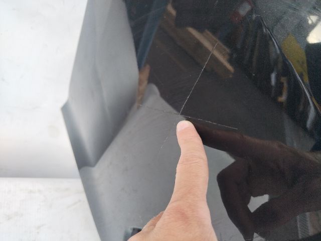 bontott TOYOTA COROLLA Első Lökhárító (Üresen)