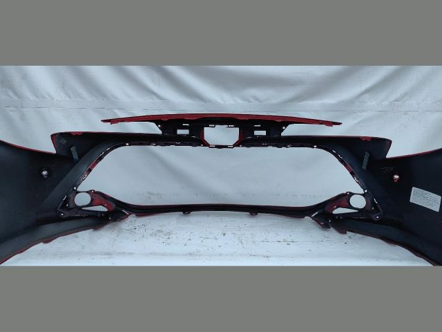 bontott TOYOTA COROLLA Első Lökhárító (Üresen)