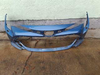 bontott TOYOTA COROLLA Első Lökhárító (Üresen)