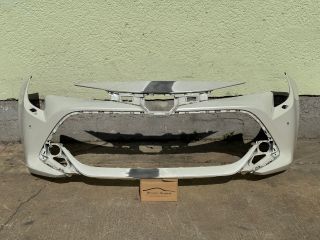 bontott TOYOTA COROLLA Első Lökhárító (Üresen)