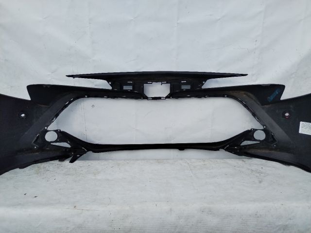 bontott TOYOTA COROLLA Első Lökhárító (Üresen)