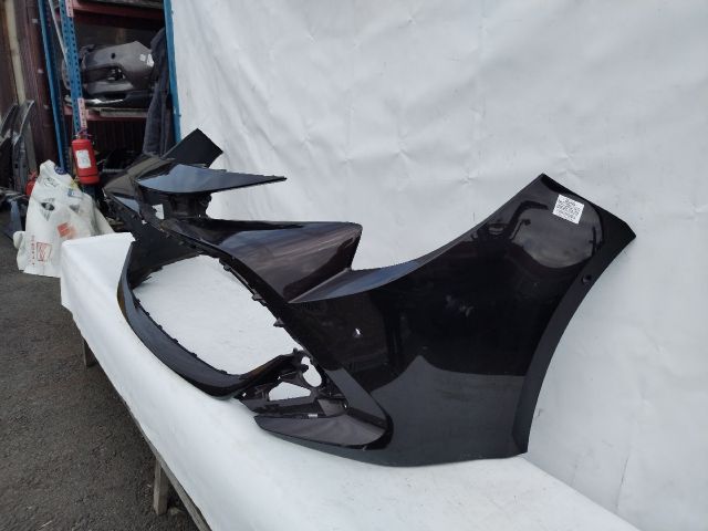 bontott TOYOTA COROLLA Első Lökhárító (Üresen)