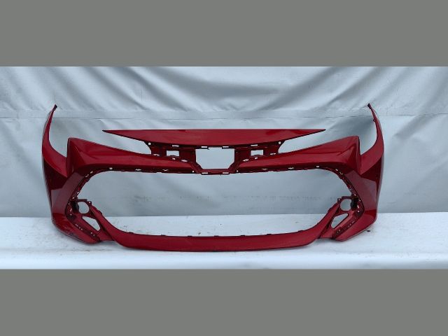 bontott TOYOTA COROLLA Első Lökhárító (Üresen)