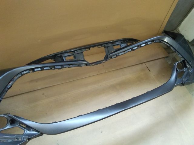 bontott TOYOTA COROLLA Első Lökhárító (Üresen)