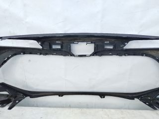 bontott TOYOTA COROLLA Első Lökhárító (Üresen)