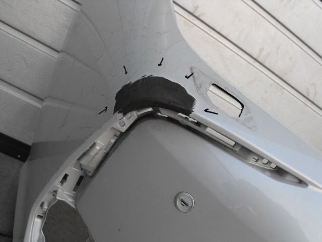 bontott TOYOTA COROLLA Első Lökhárító (Üresen)