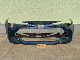 bontott TOYOTA COROLLA Első Lökhárító (Üresen)