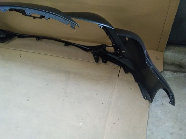 bontott TOYOTA COROLLA Első Lökhárító (Üresen)