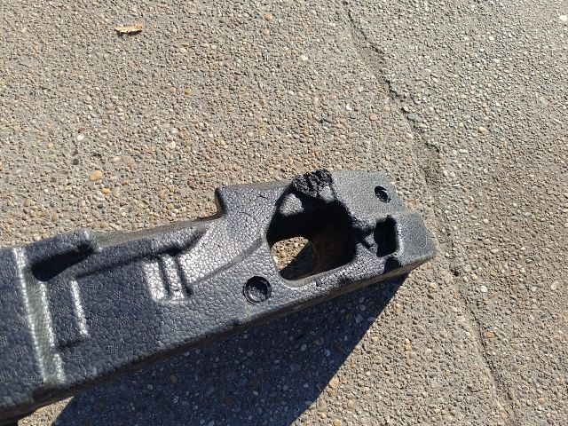 bontott TOYOTA COROLLA Első Lökhárító Ütközés Elnyelő Hab