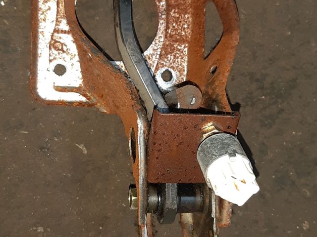 bontott TOYOTA COROLLA Fékpedál