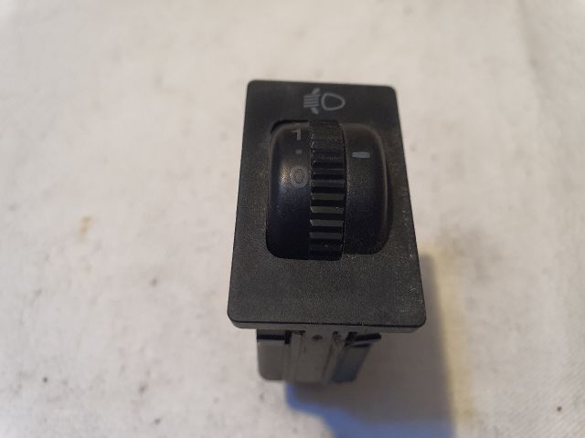 bontott TOYOTA COROLLA Fényszórómagasság Állító Kapcsoló