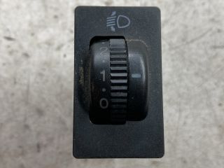 bontott TOYOTA COROLLA Fényszórómagasság Állító Kapcsoló